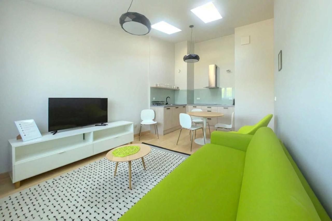 Smart Central Apartments Cracovia Esterno foto